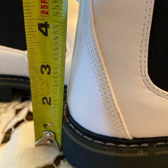 NWOT CORKY'S | TO BE HONEST SLIP ON BOOTIES IN WHITE SIZE 10 - Picture 6 of 8